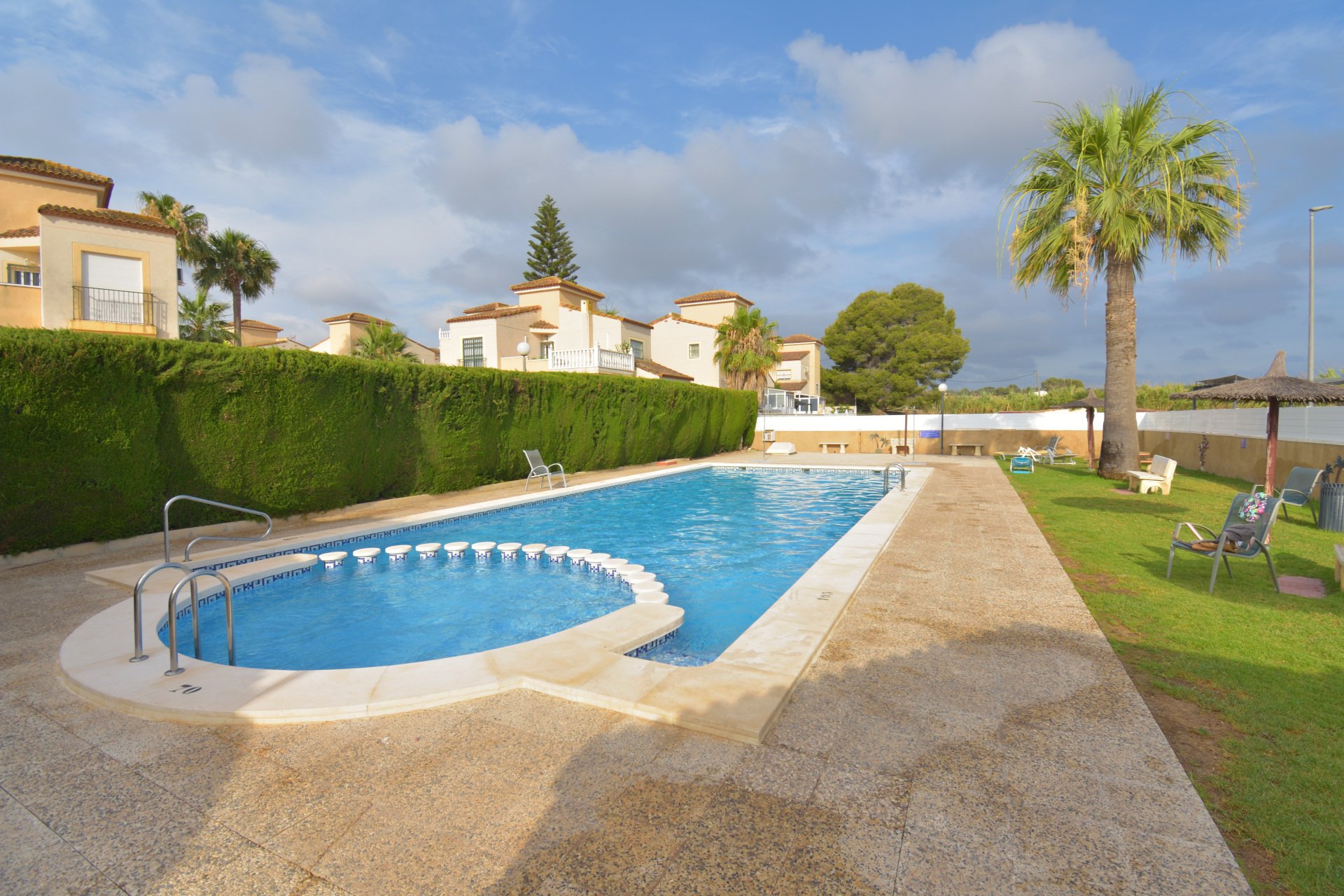 Herverkoop - Town House - Algorfa - Montebello
