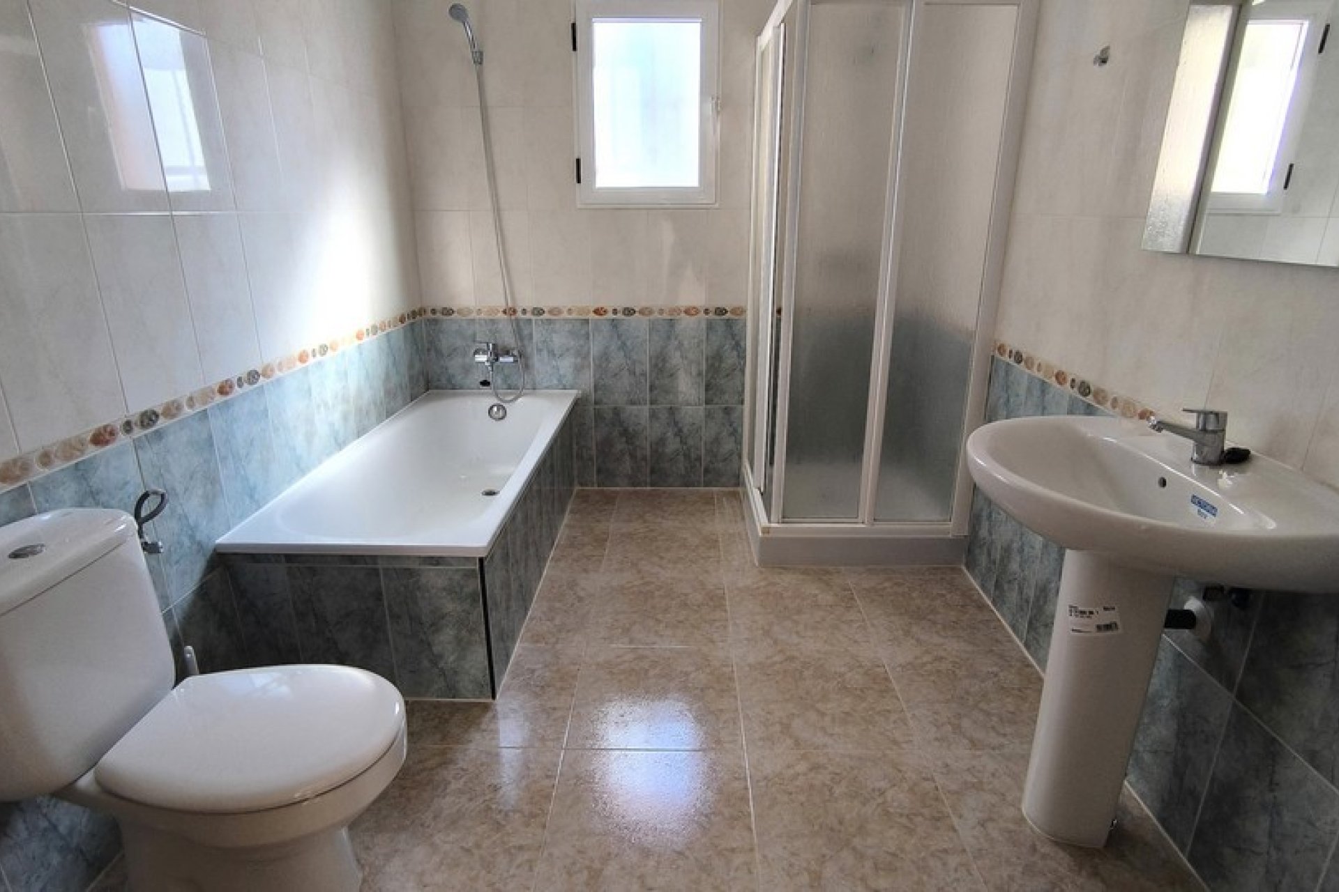 Herverkoop - Villa - Algorfa - Montemar - Saint Andrews Heights