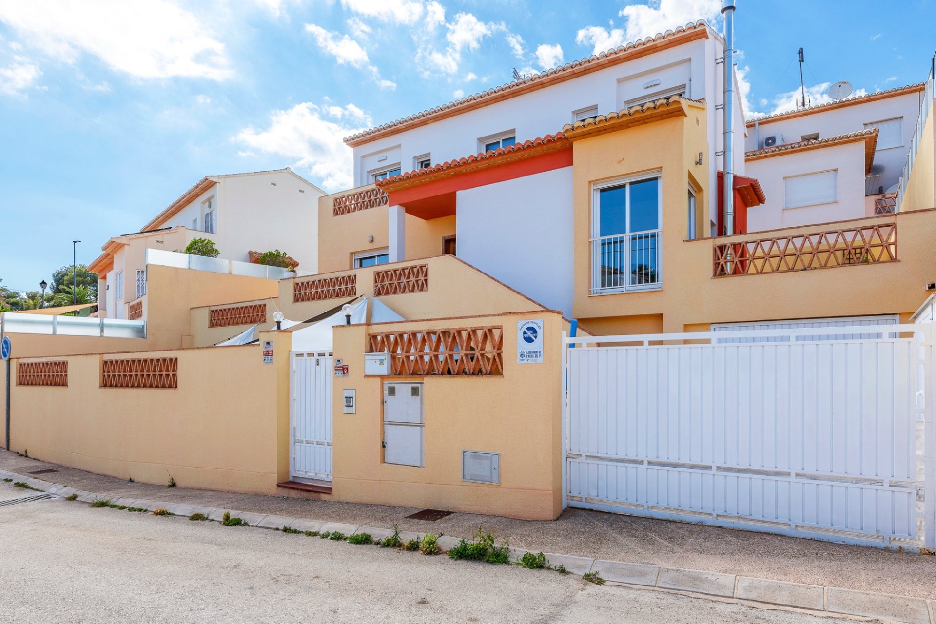 Herverkoop - Villa - Benidorm - Alfas del Pí