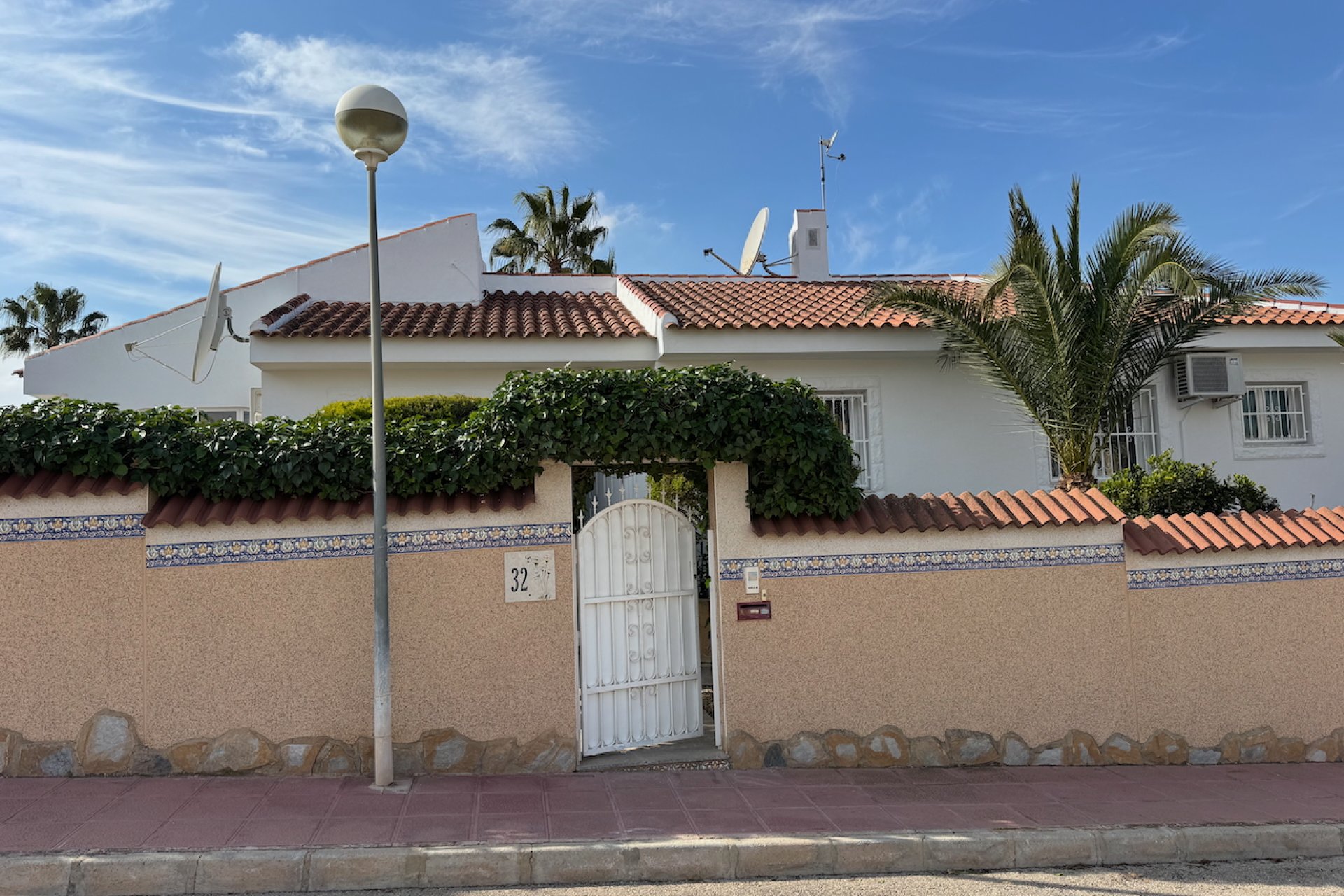 Herverkoop - Villa - Benimar