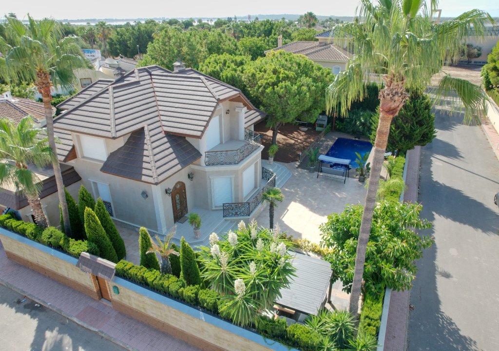 Herverkoop - Villa - Ciudad Quesada - Dona Pepa