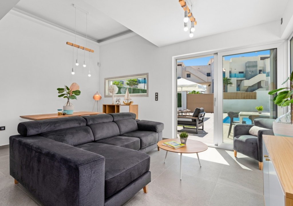 Herverkoop - Villa Detached - Guardamar del Segura - El Raso