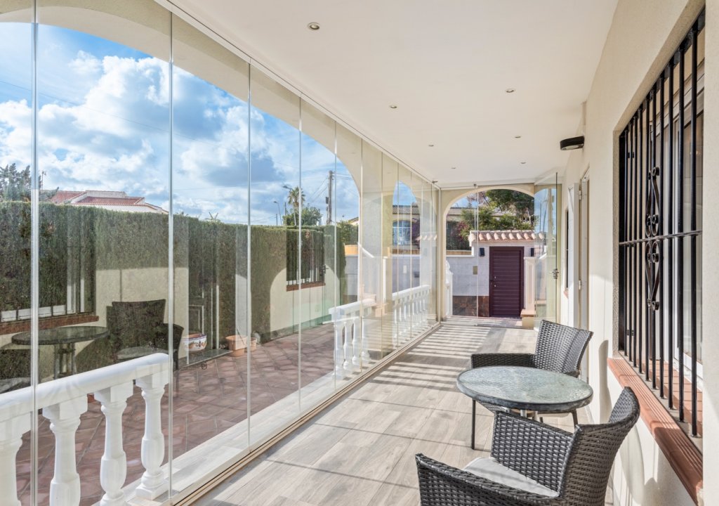 Herverkoop - Villa - Torrevieja - Los Balcones