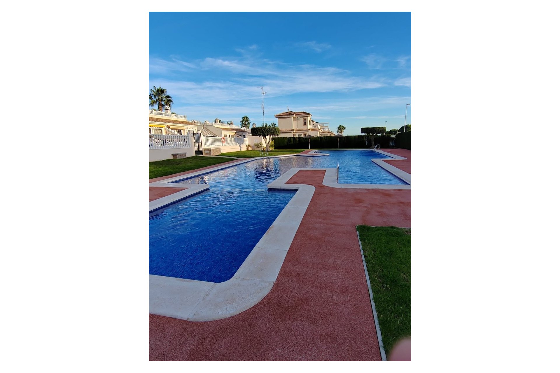 Herverkoop - Villa - Villamartín - Los Dolses