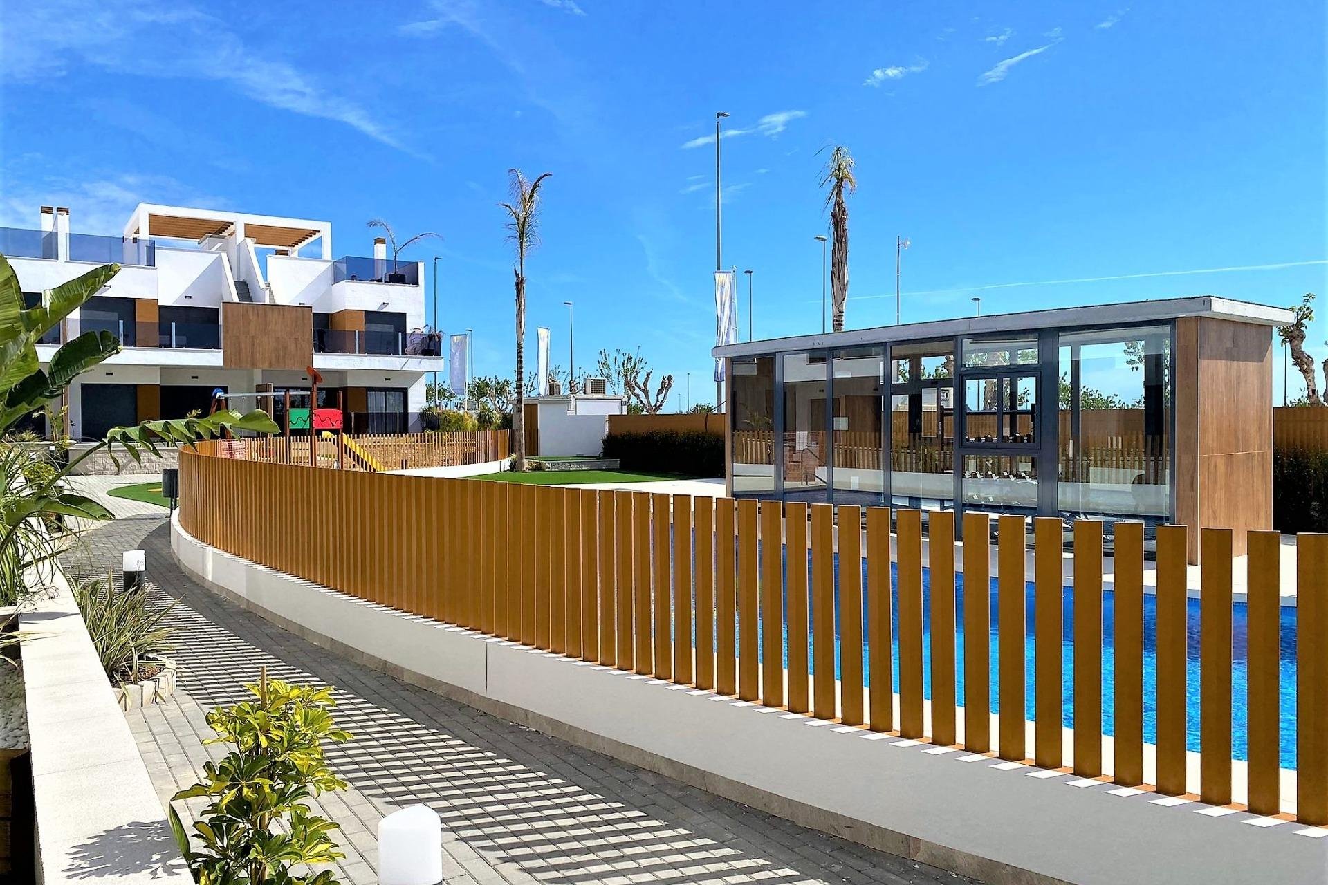 Obra nueva - Chalet - Pilar de la Horadada - Polideportivo