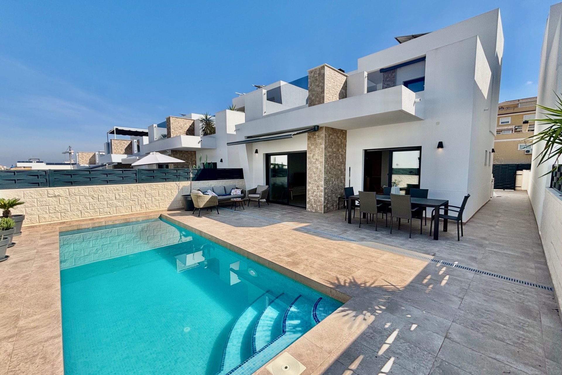 Obra nueva - Detached House / Villa - Benijofar