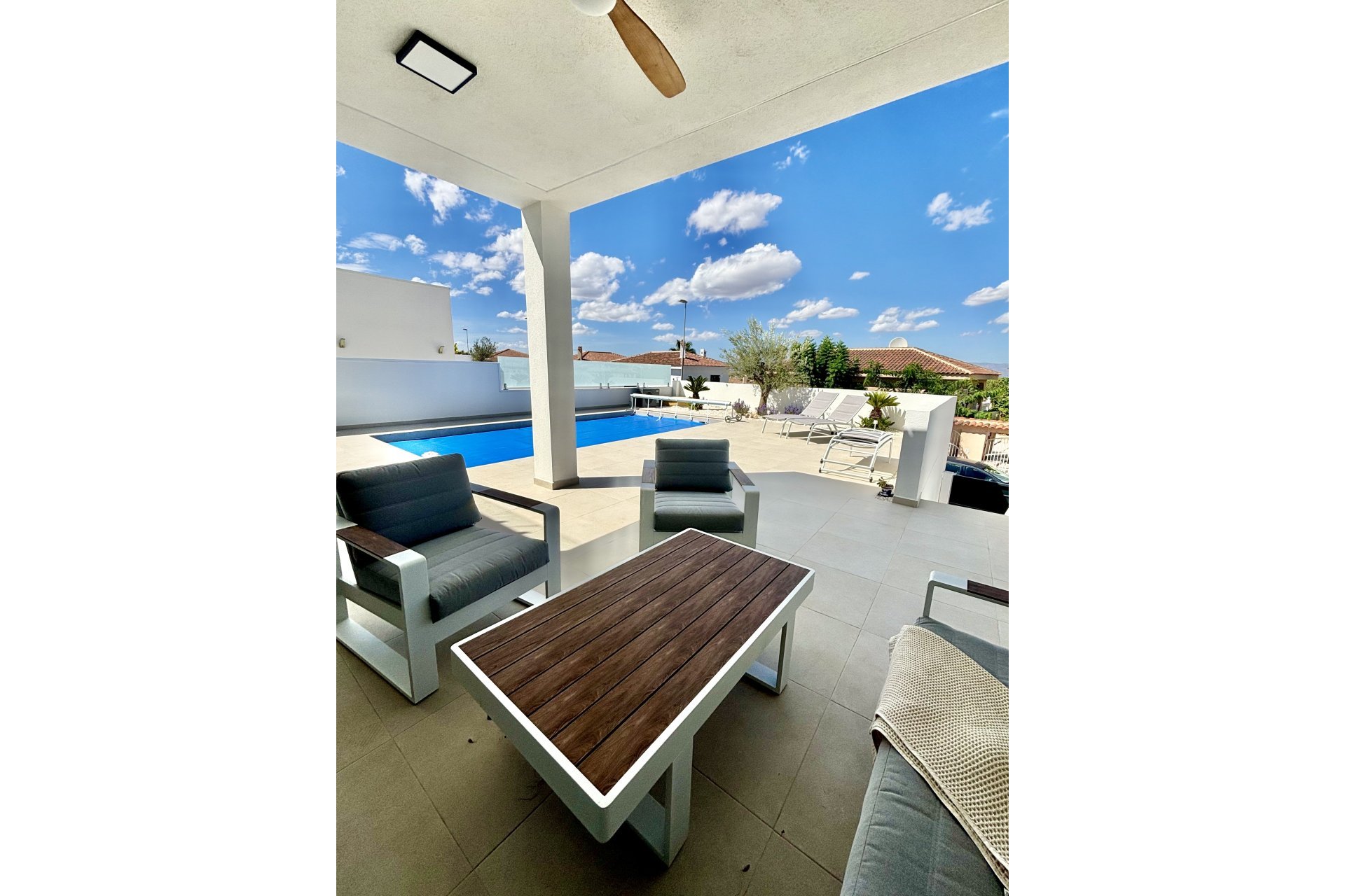 Obra nueva - Detached House / Villa - Benijofar