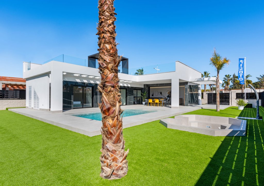 Obra nueva - Detached villa - La Finca Golf
