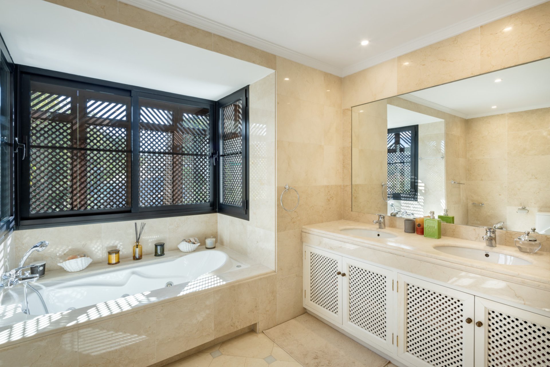 Obra nueva - Villa - Benahavís