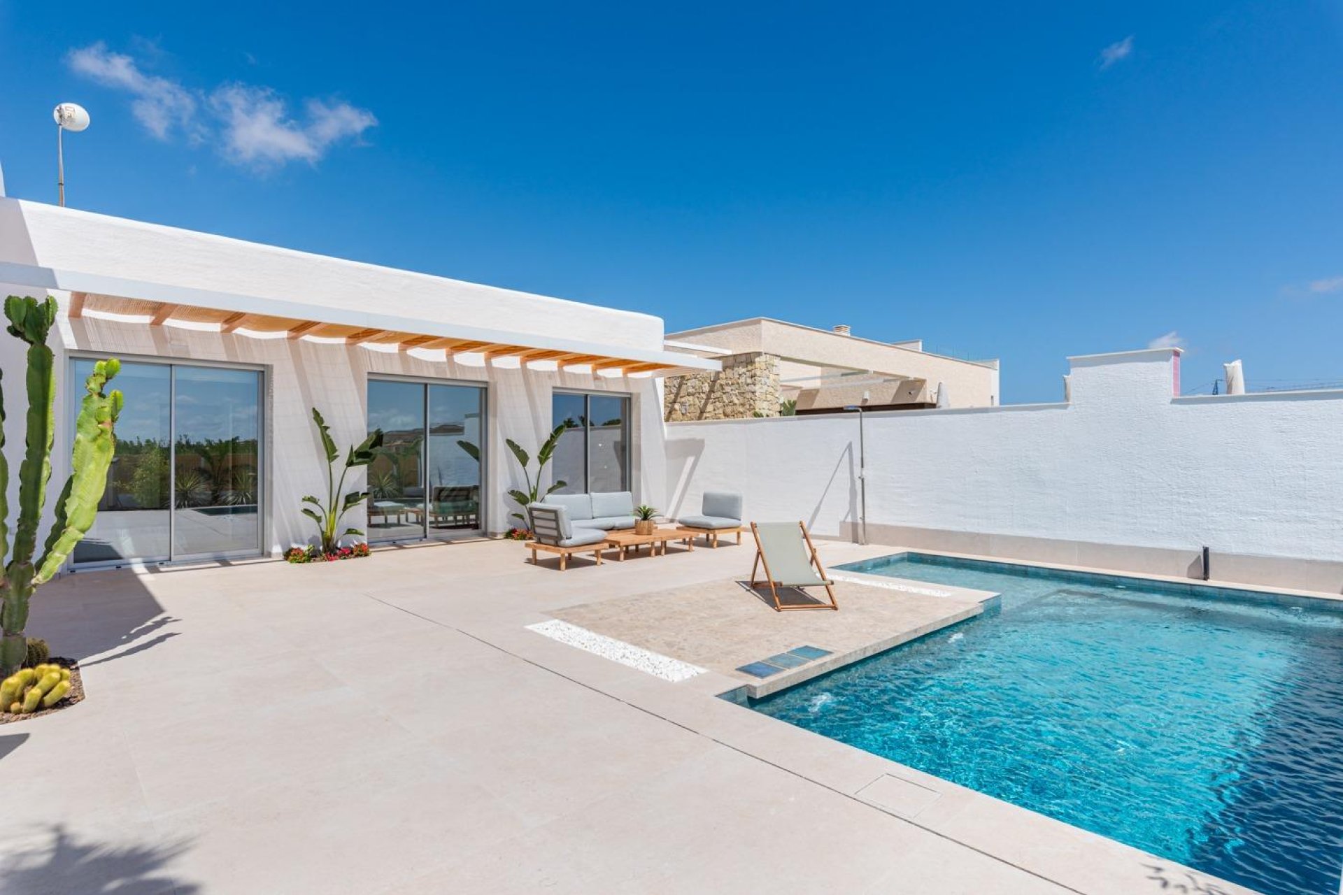 Obra nueva - Villa - Benijofar