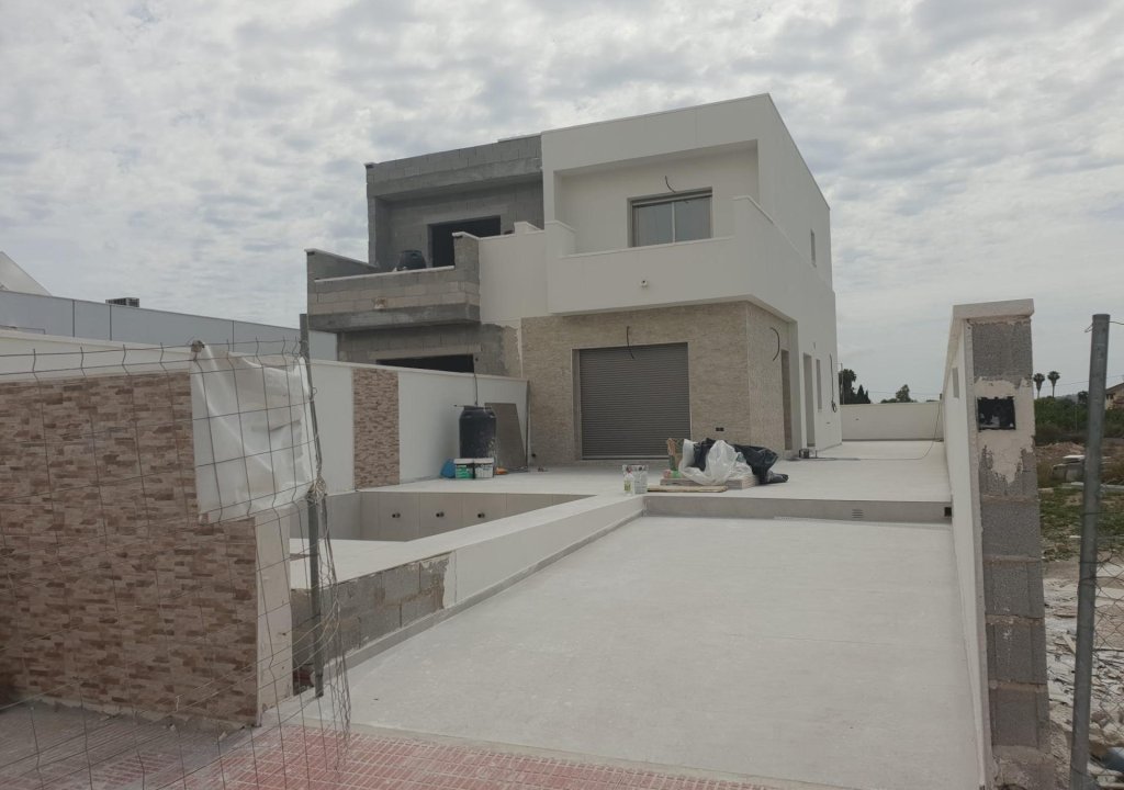 Obra nueva - Villa - Daya Nueva - pueblo