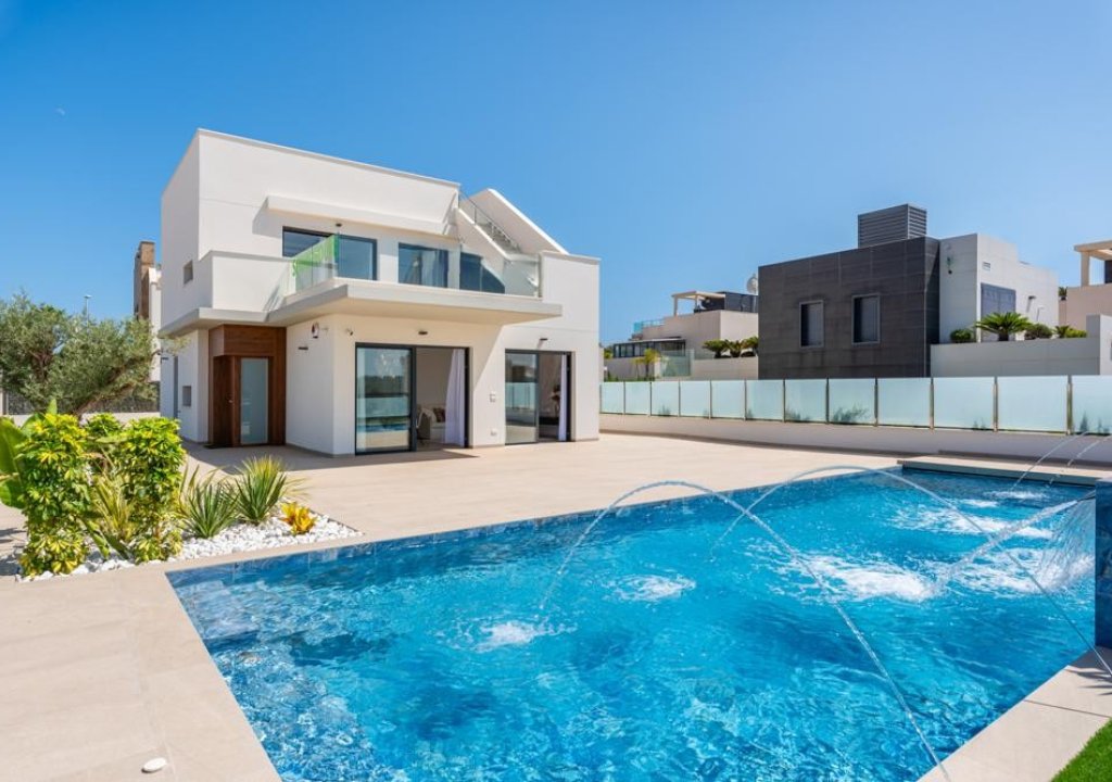 Obra nueva - Villa - Dehesa de Campoamor