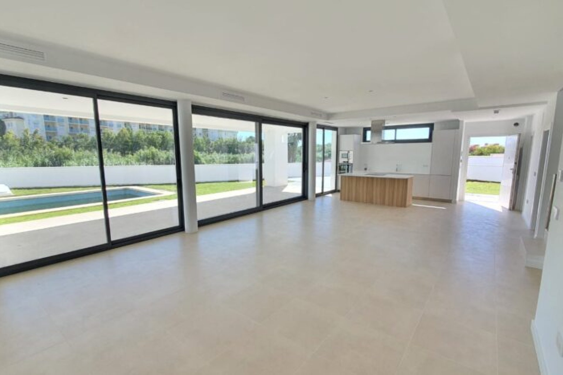 Obra nueva - Villa - Manilva