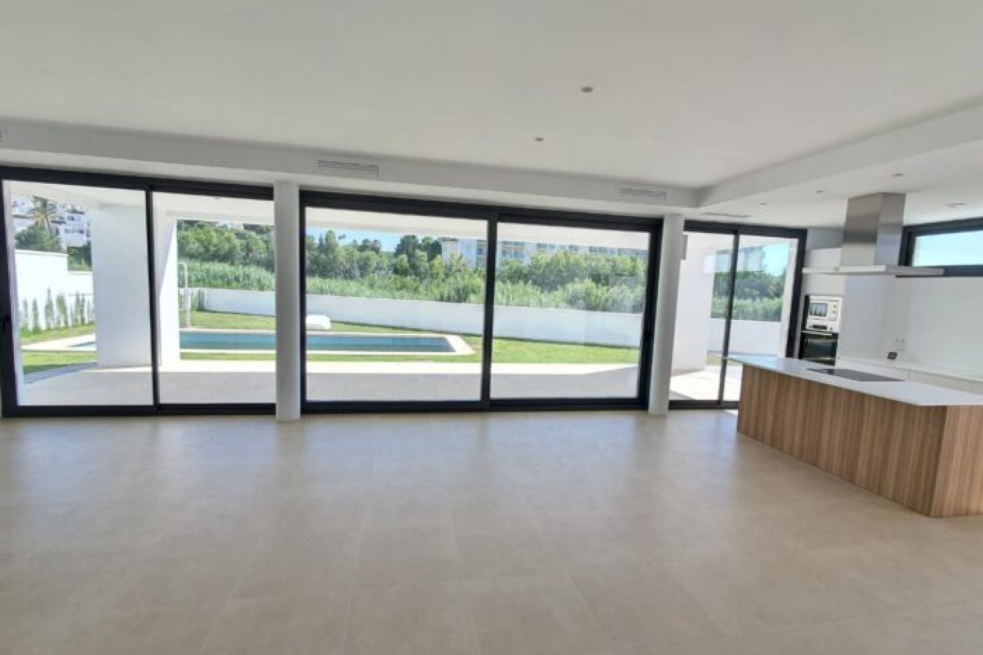 Obra nueva - Villa - Manilva