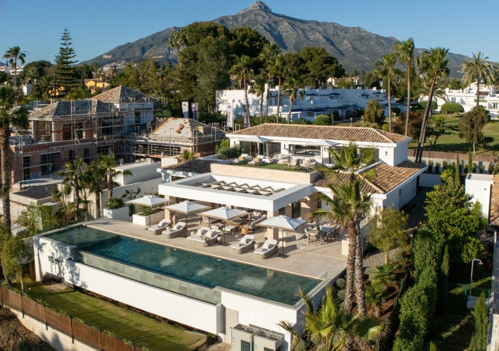 Obra nueva - Villa - Marbella