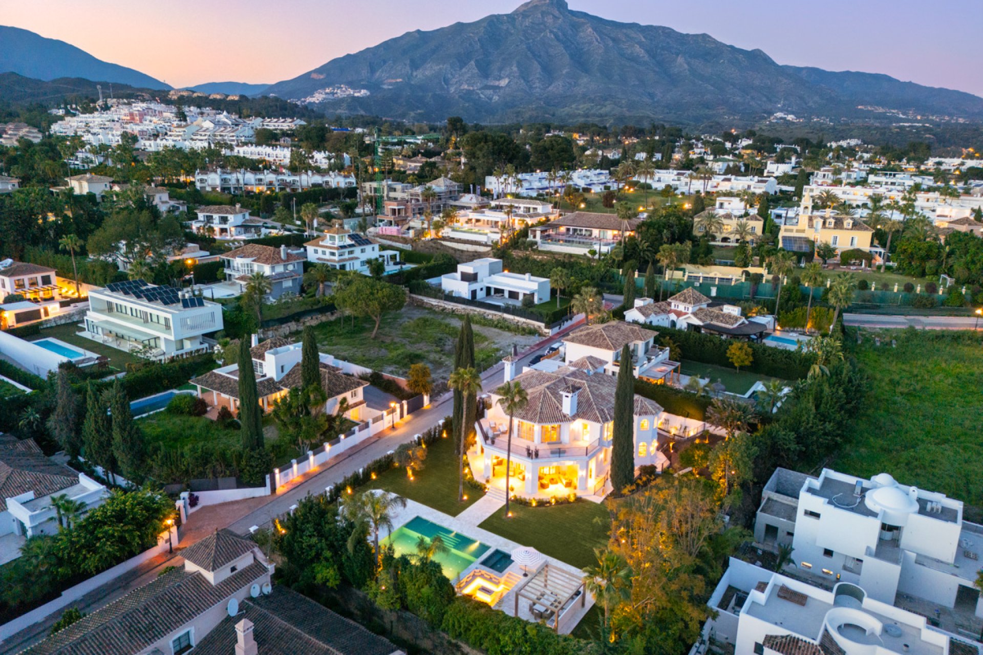 Obra nueva - Villa - Marbella