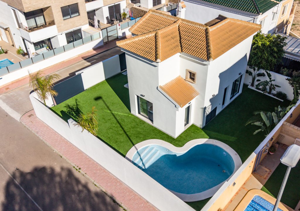 Obra nueva - Villa - Orihuela Costa