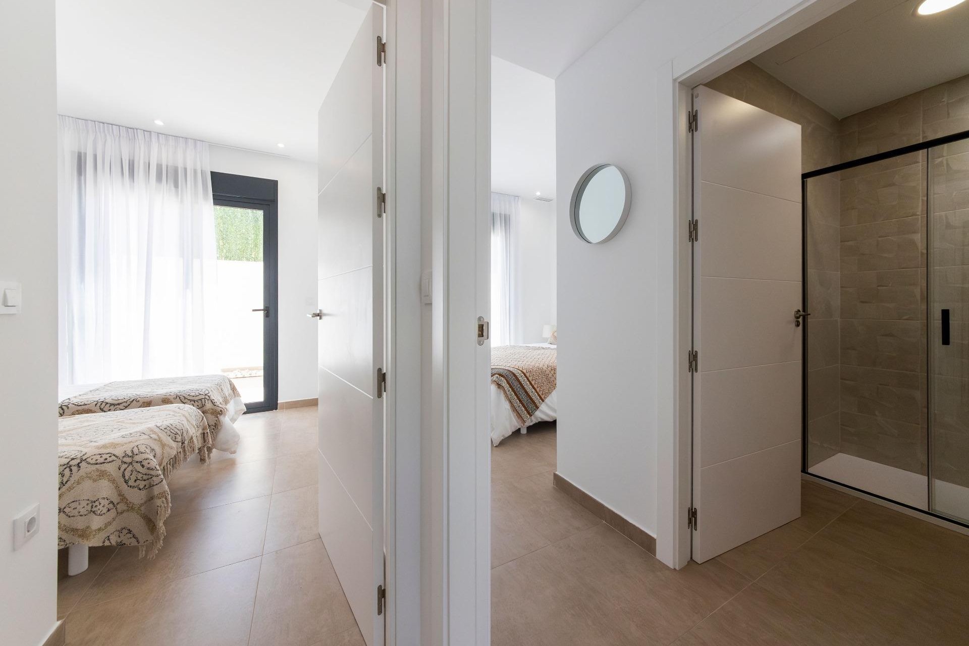 Obra nueva - Villa - San Juan de los Terreros
