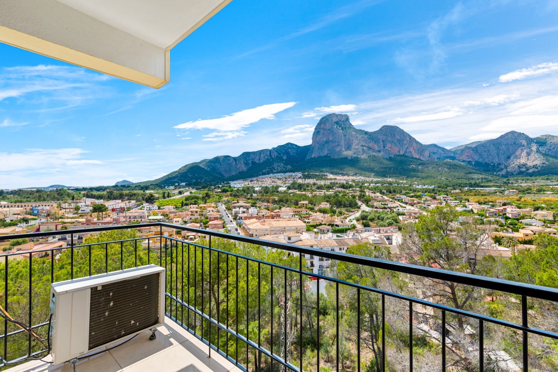 Resale - Apartment - Alicante - La Nucía