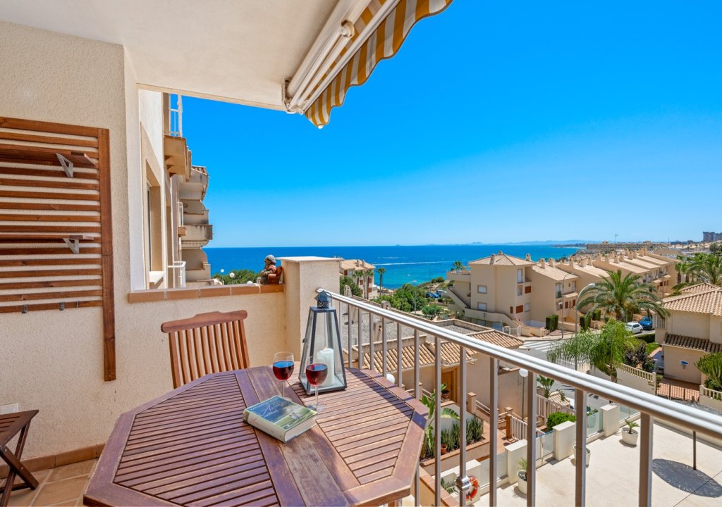 Resale - Apartment - Cabo Roig