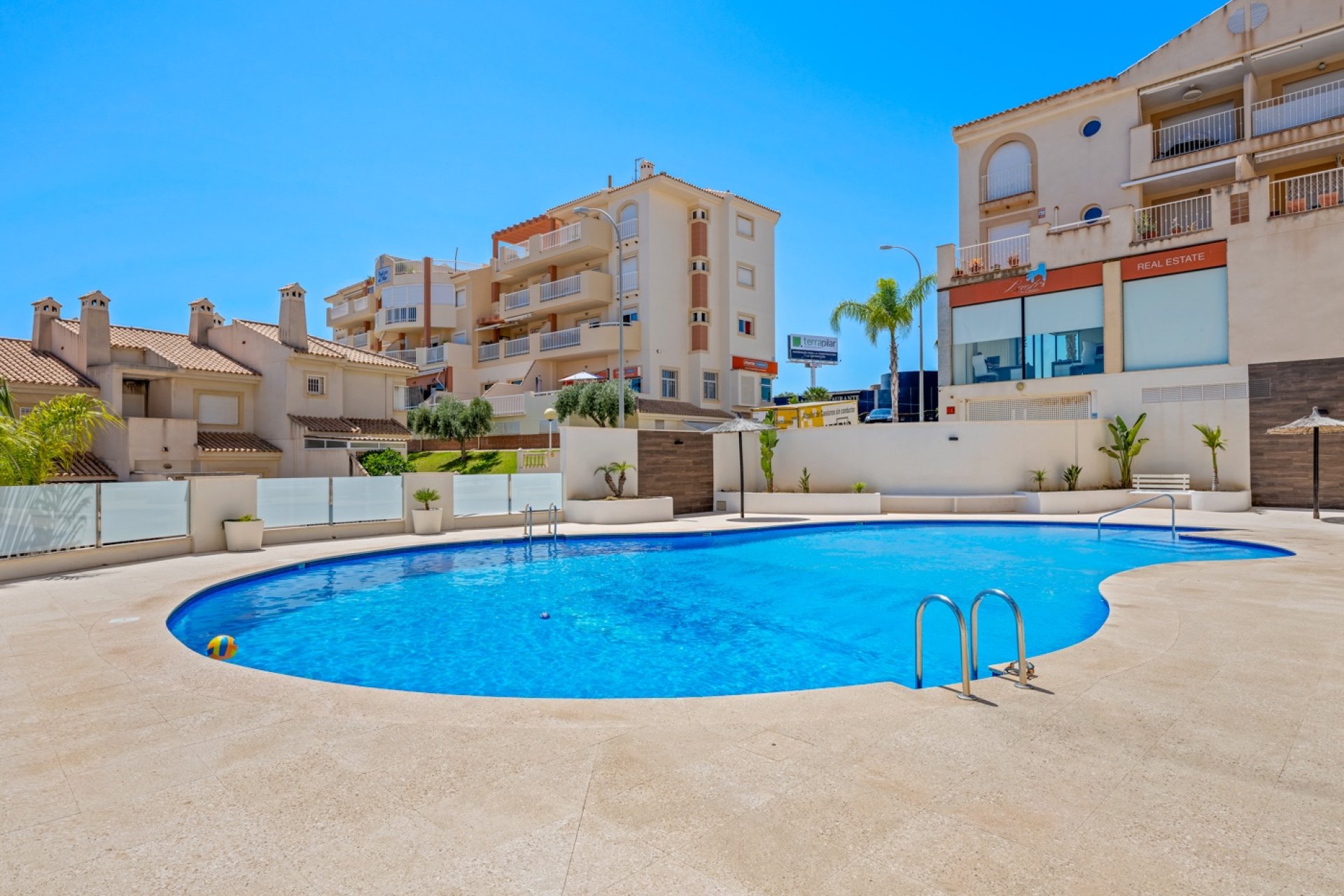 Resale - Apartment - Cabo Roig