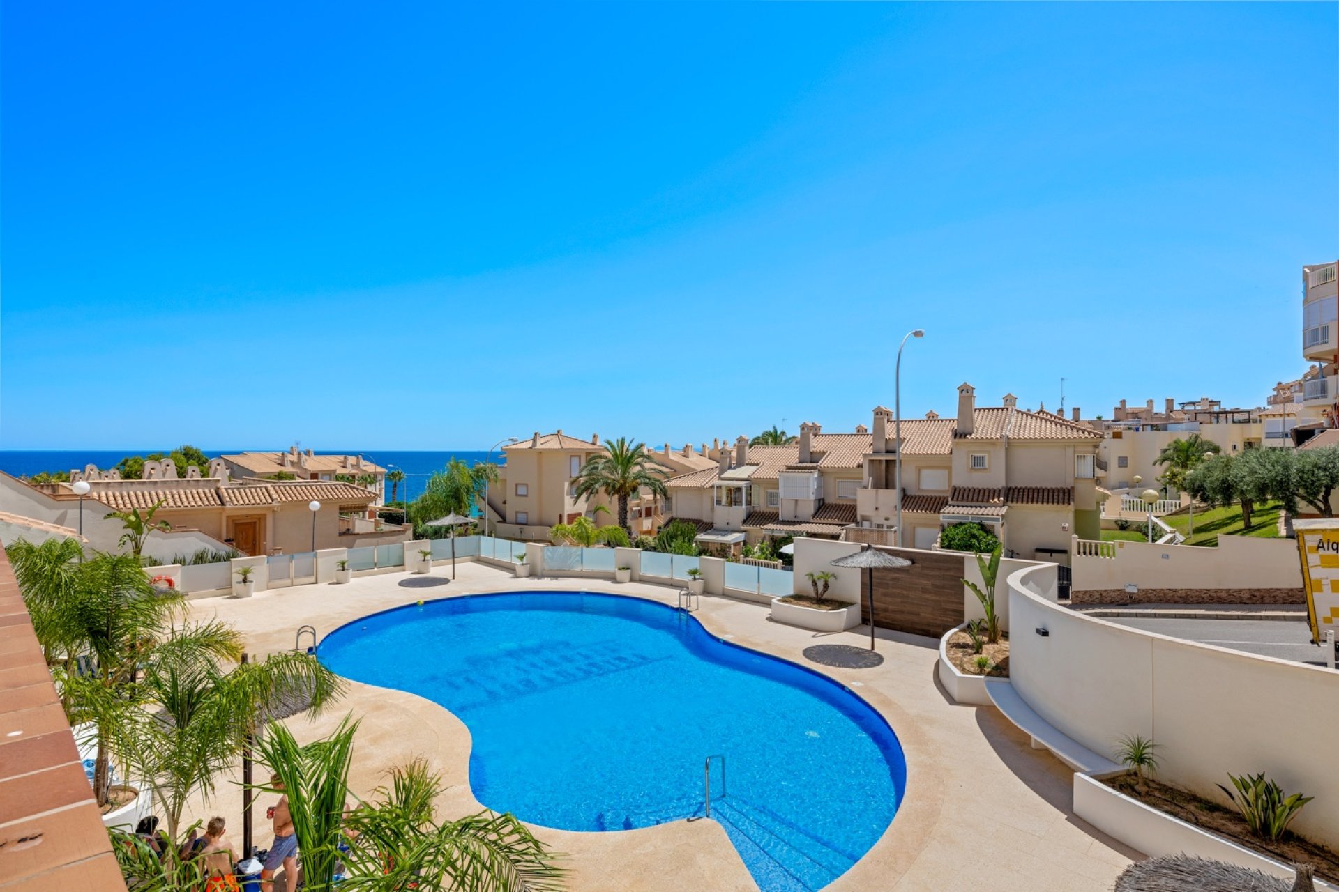 Resale - Apartment - Cabo Roig
