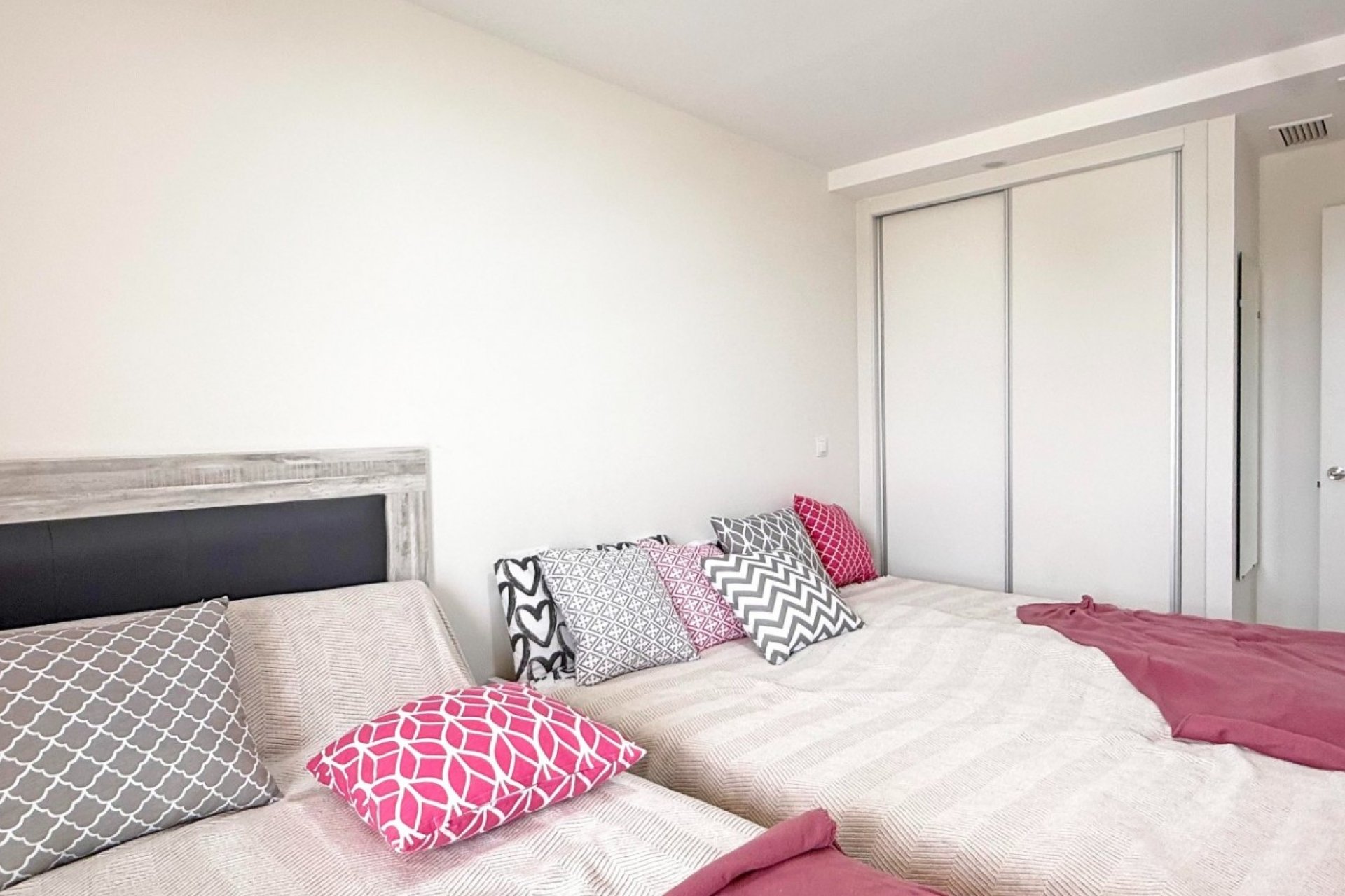 Resale - Apartment - Cartagena - Playa honda