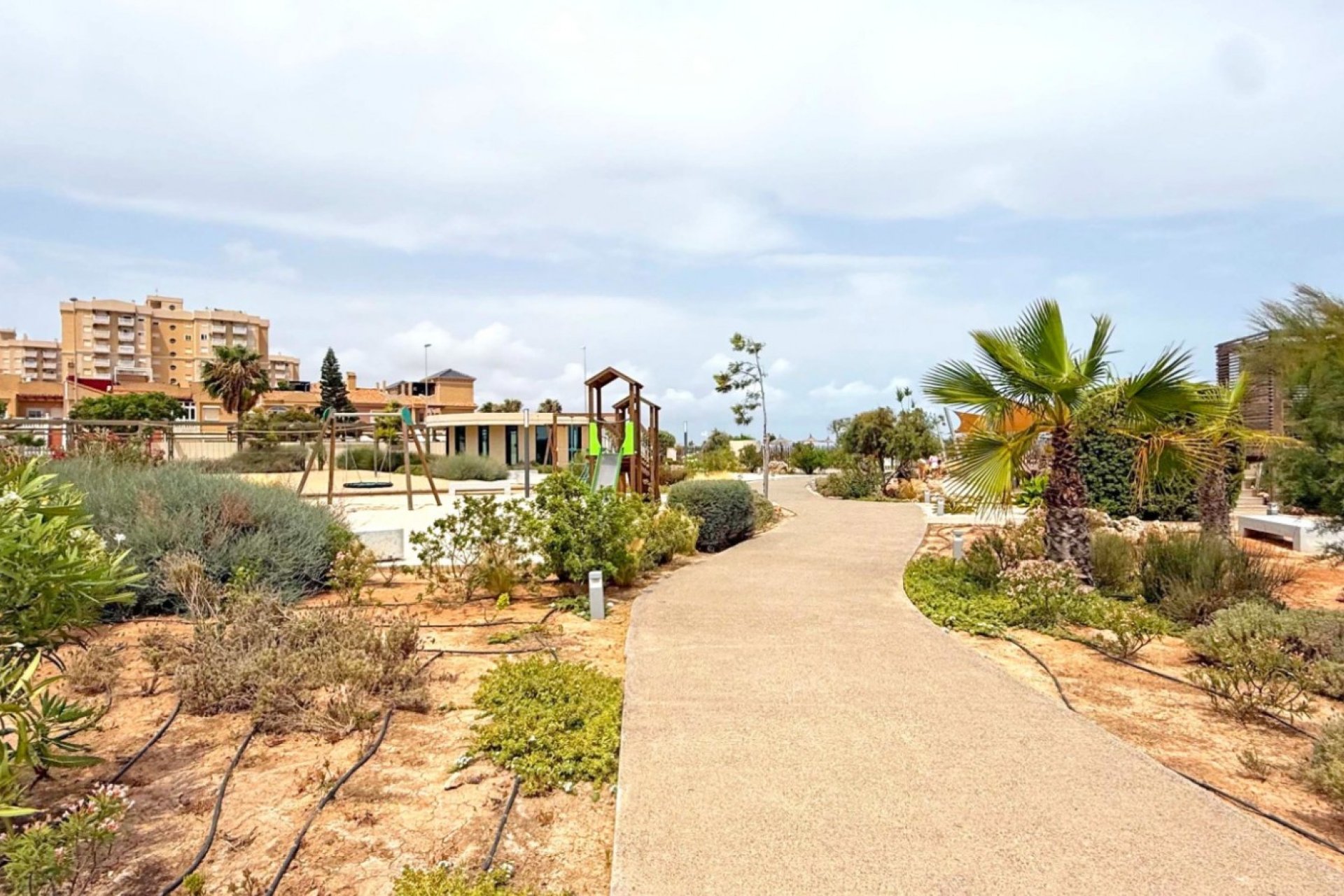 Resale - Apartment - Cartagena - Playa honda