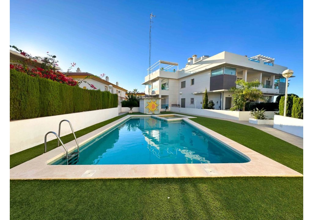 Resale - Apartment - Ciudad Quesada - Dona Pepa