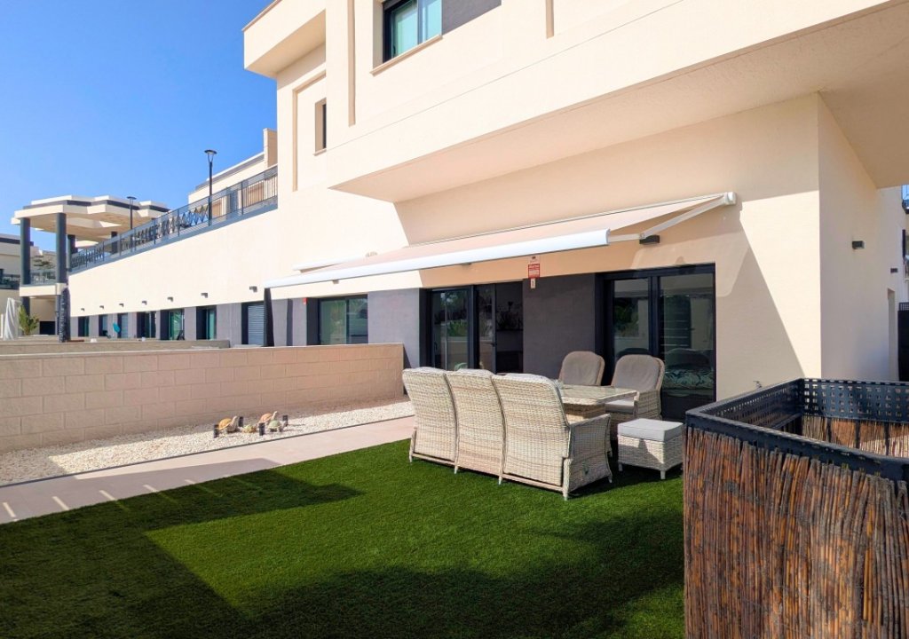 Resale - Apartment - Ciudad Quesada - Lo Crispin
