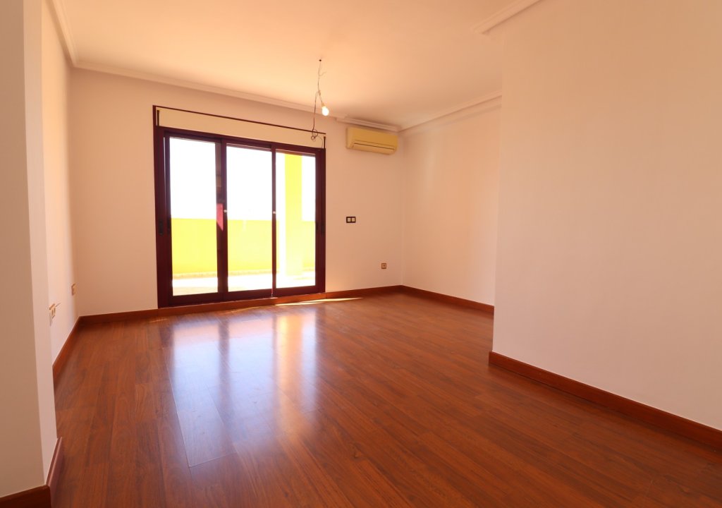 Resale - Apartment - Formentera del Segura - Formentera - Village