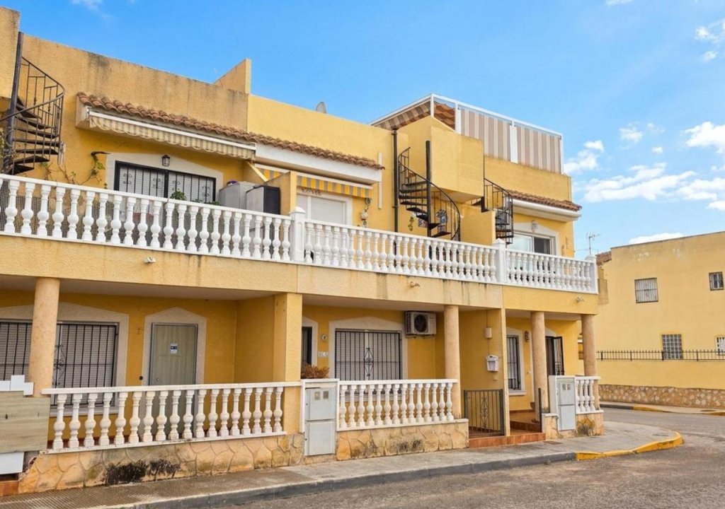Resale - Apartment - Formentera del Segura