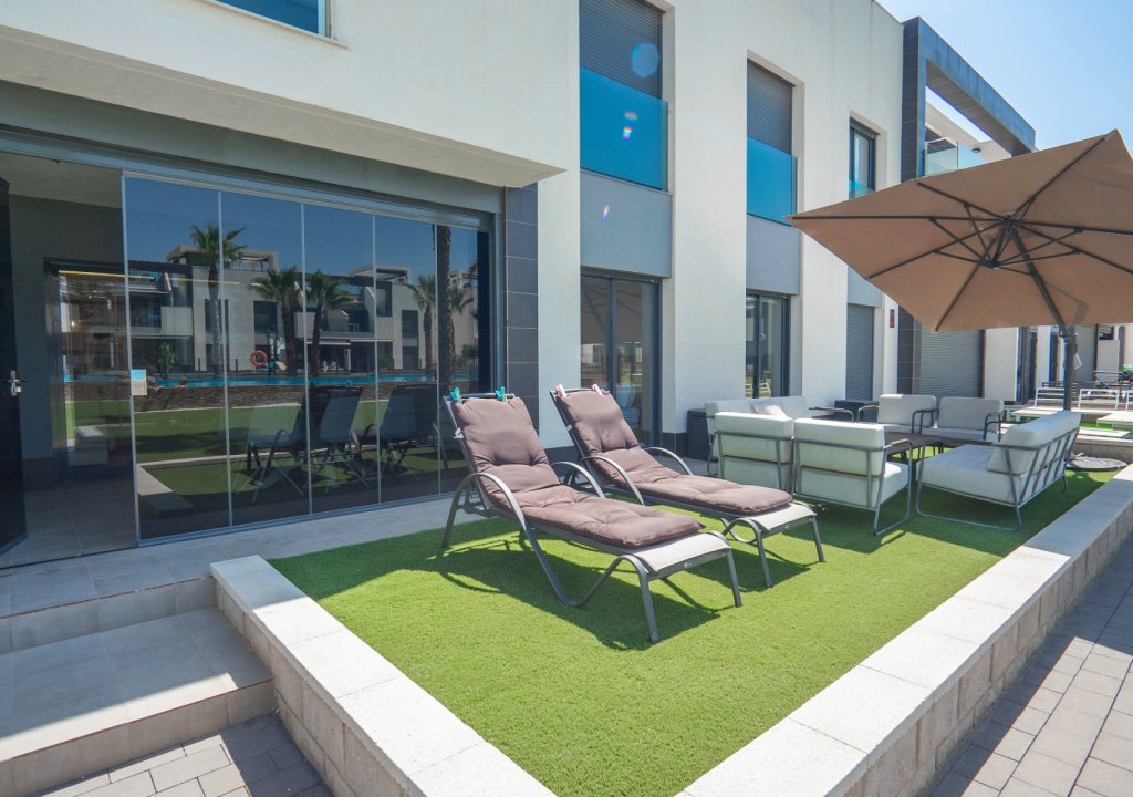 Resale - Apartment - Guardamar del Segura - El Raso
