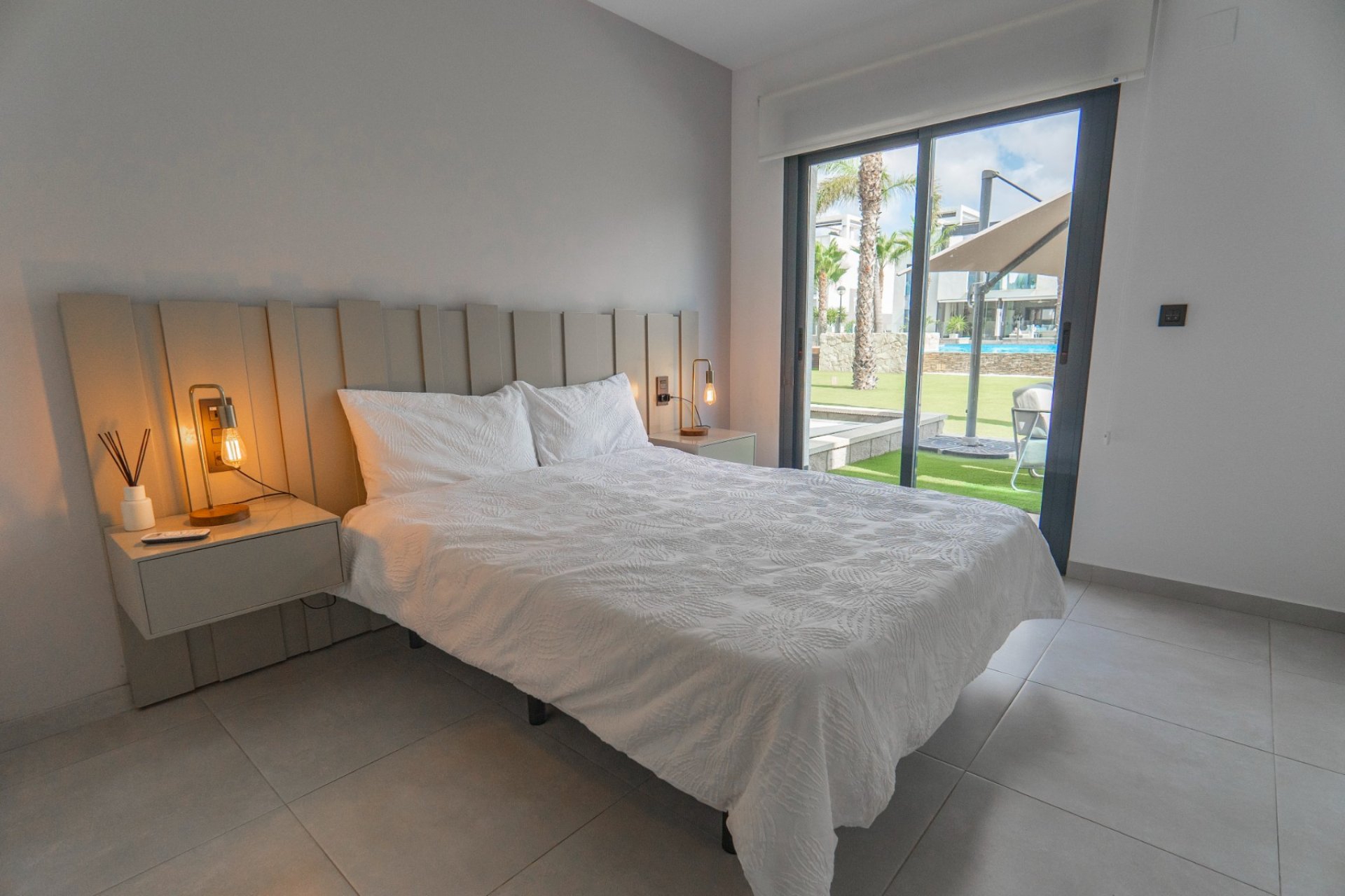 Resale - Apartment - Guardamar del Segura - El Raso