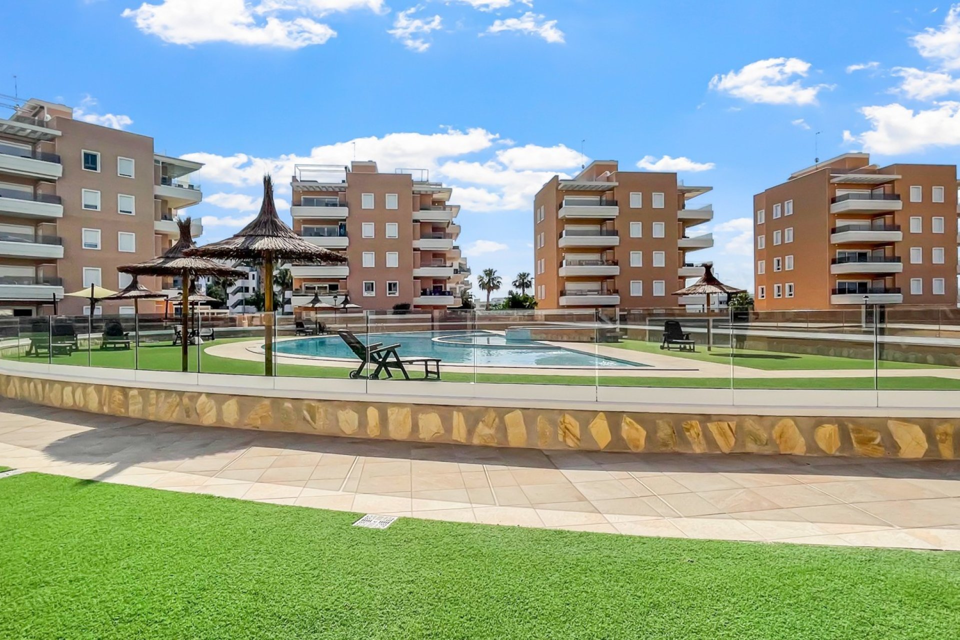 Resale - Apartment - Guardamar del Segura - El Raso