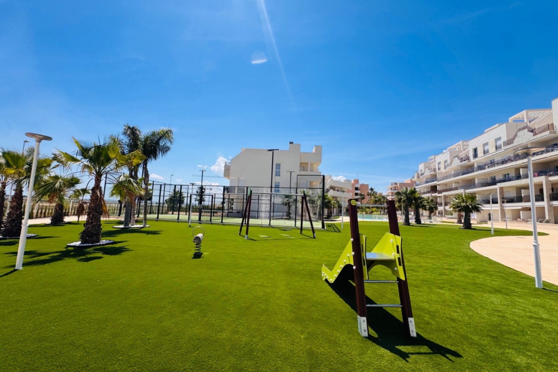 Resale - Apartment - Guardamar del Segura - El Raso