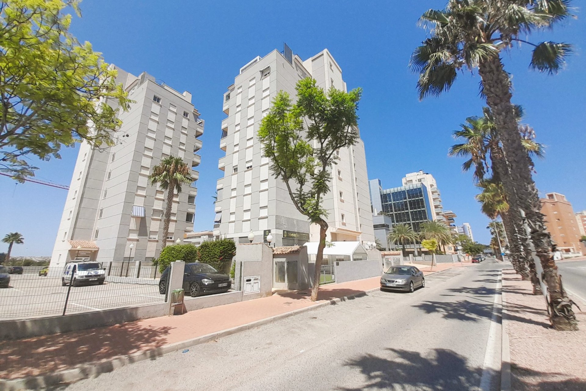 Resale - Apartment - Guardamar del Segura - Puerto Deportivo