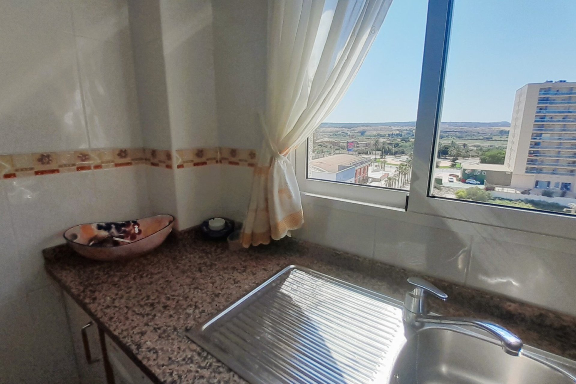 Resale - Apartment - Guardamar del Segura - Puerto Deportivo