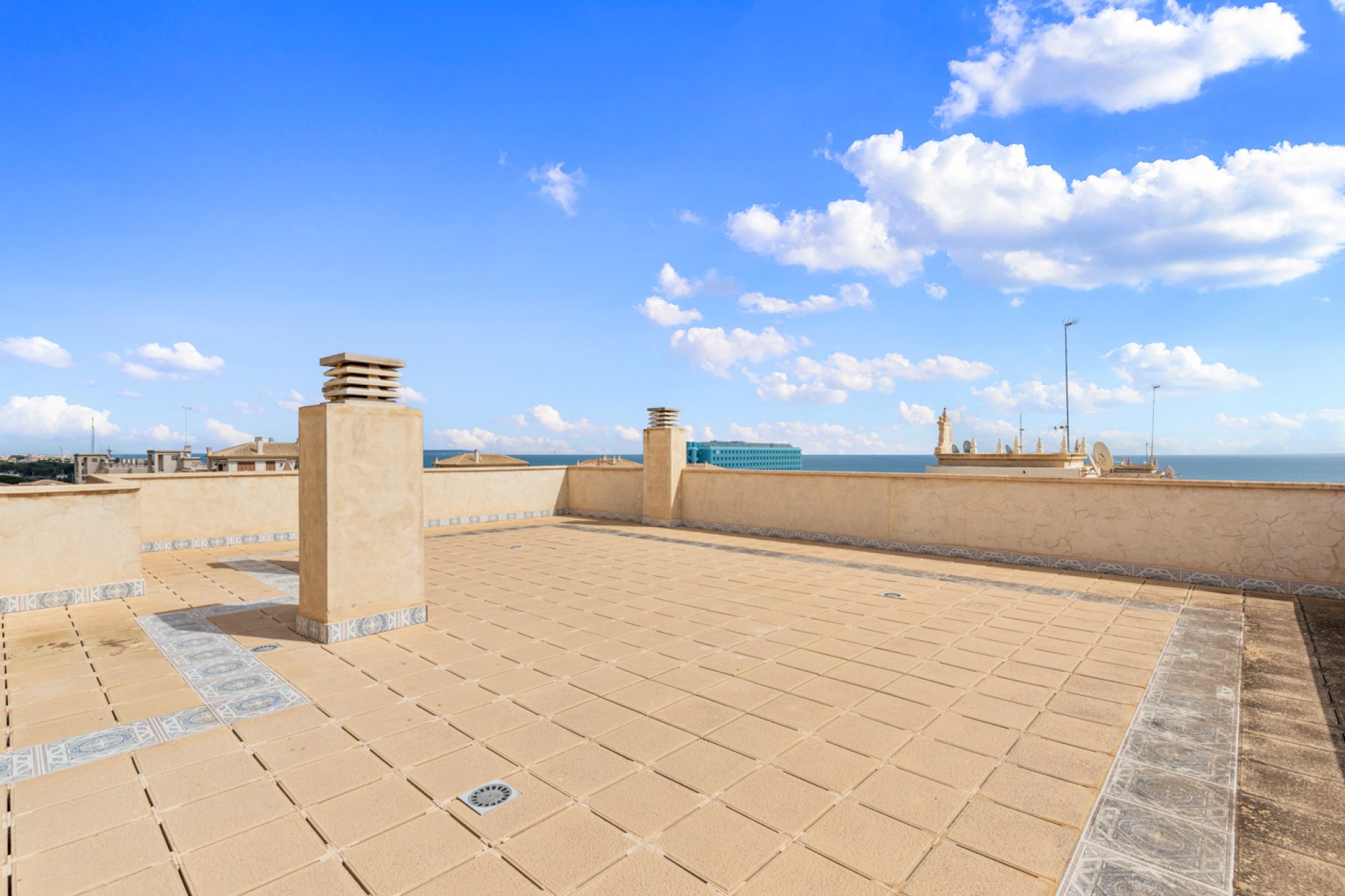 Resale - Apartment - Guardamar del Segura