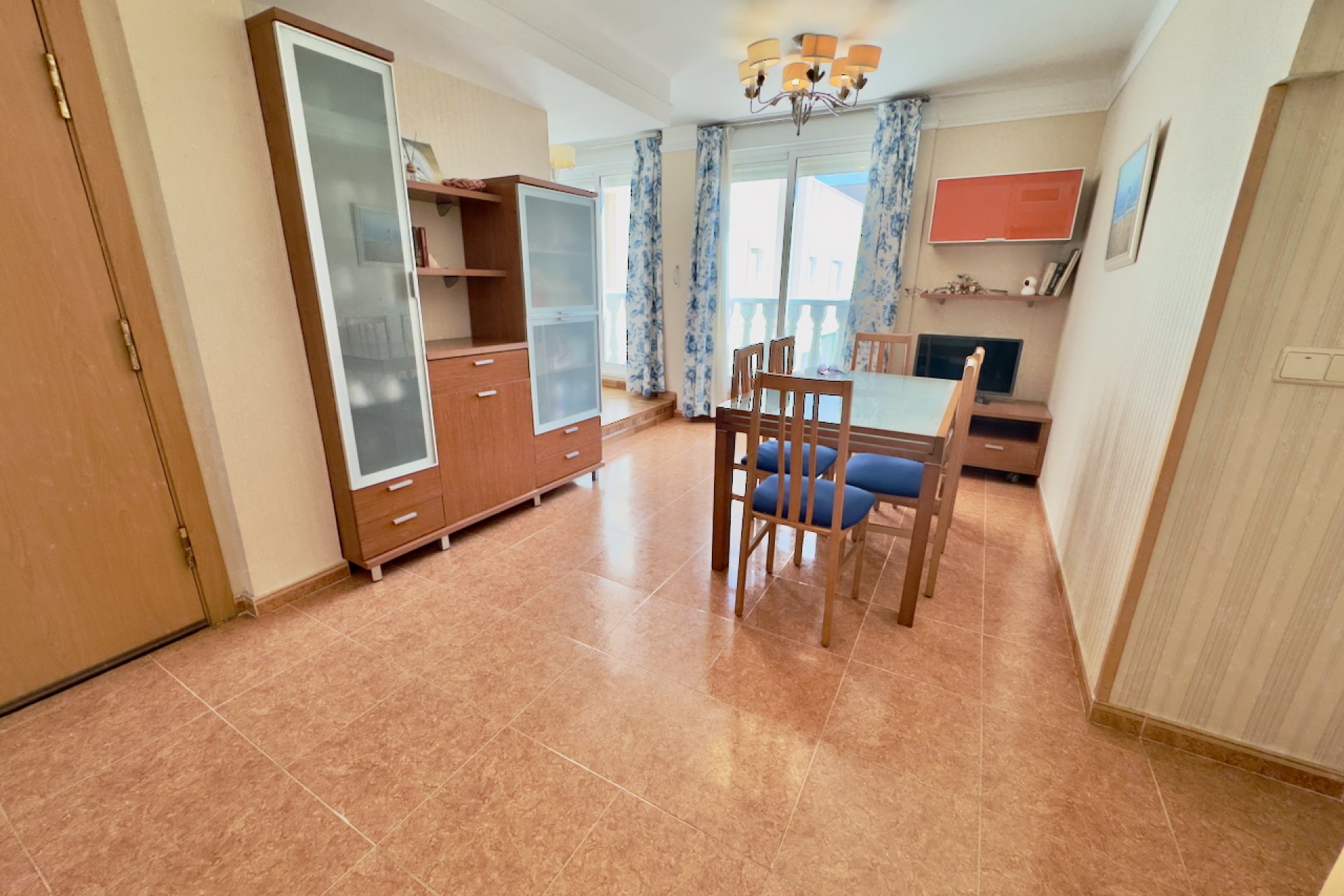 Resale - Apartment - Guardamar del Segura