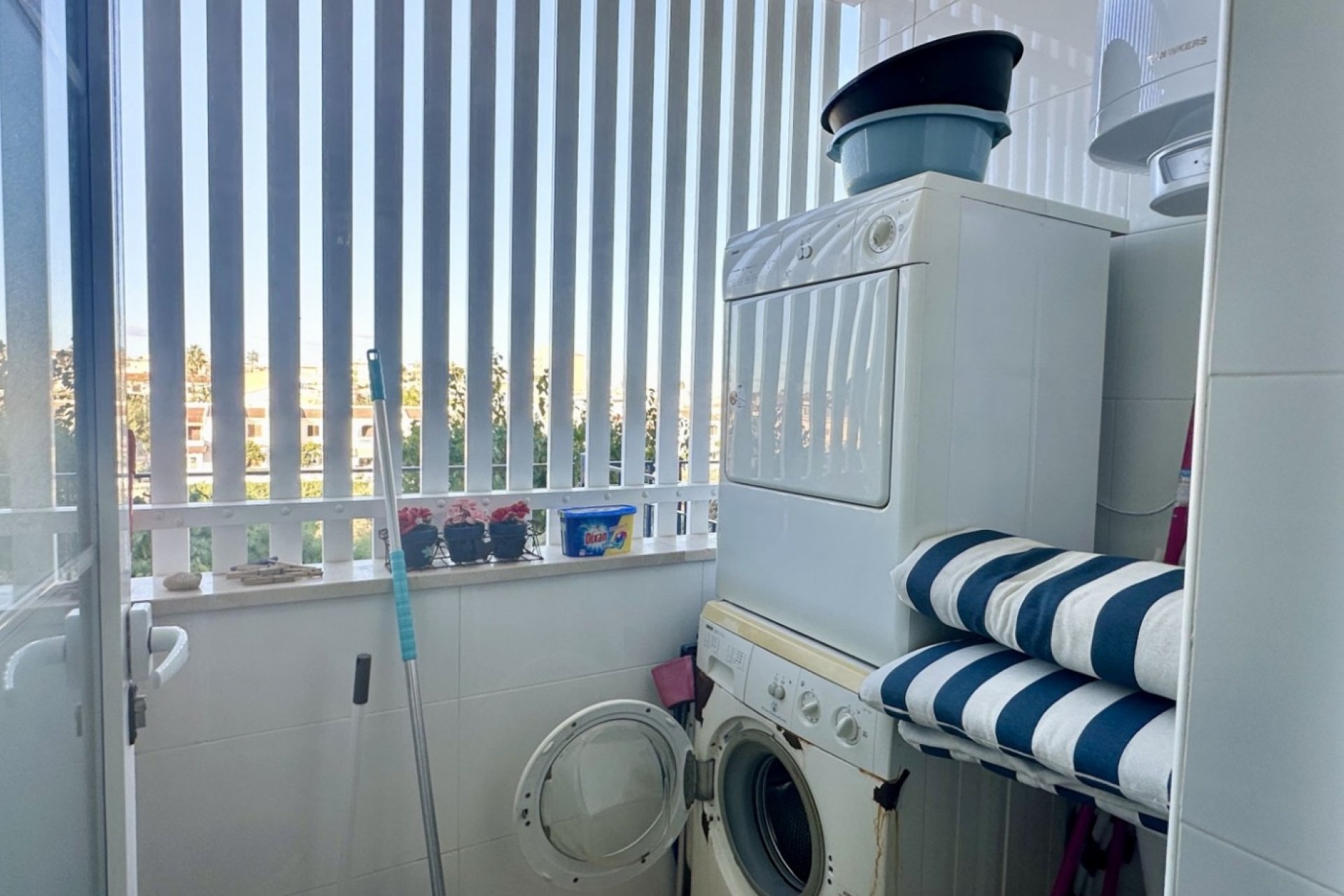 Resale - Apartment - Mil Palmeras