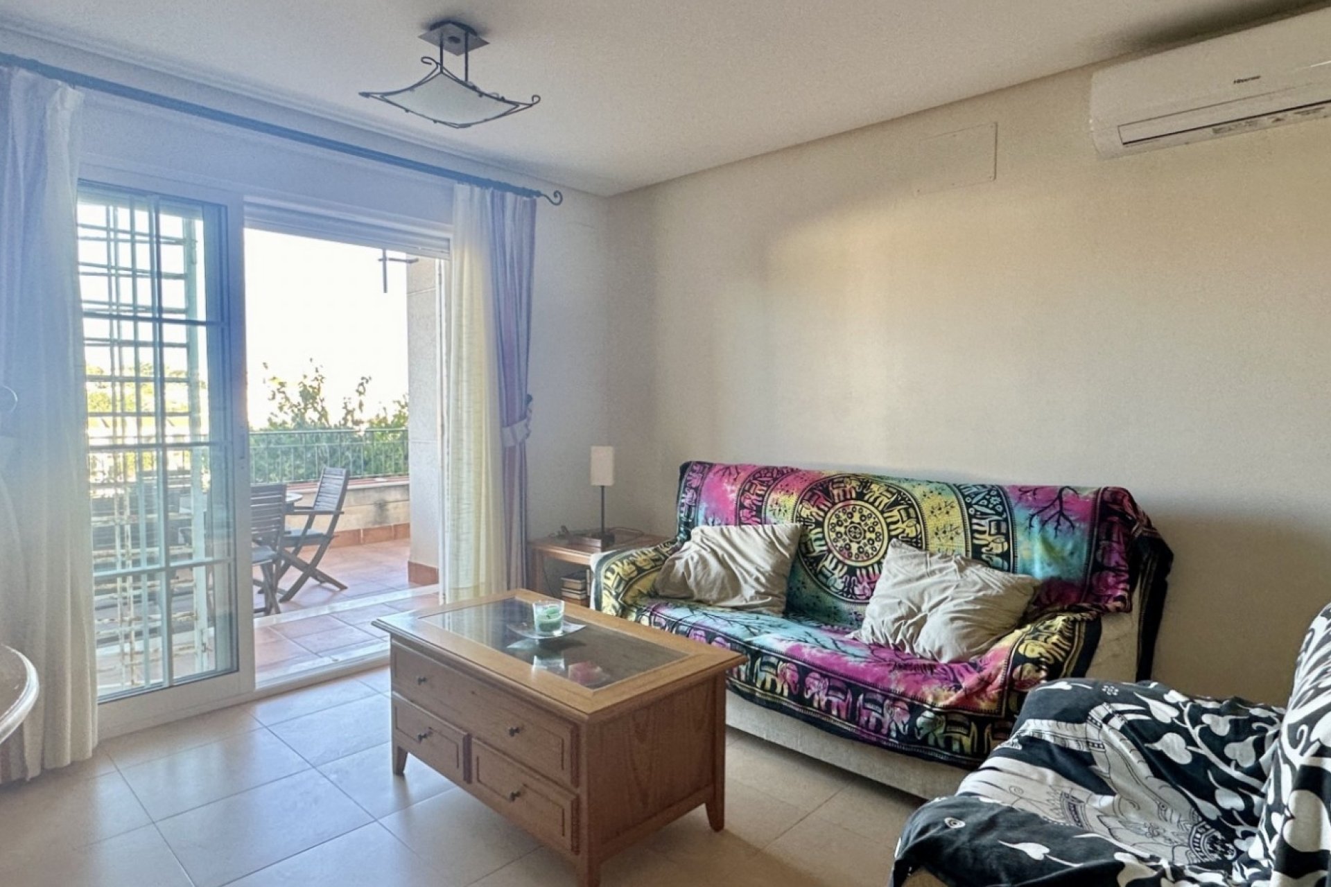 Resale - Apartment - Mil Palmeras
