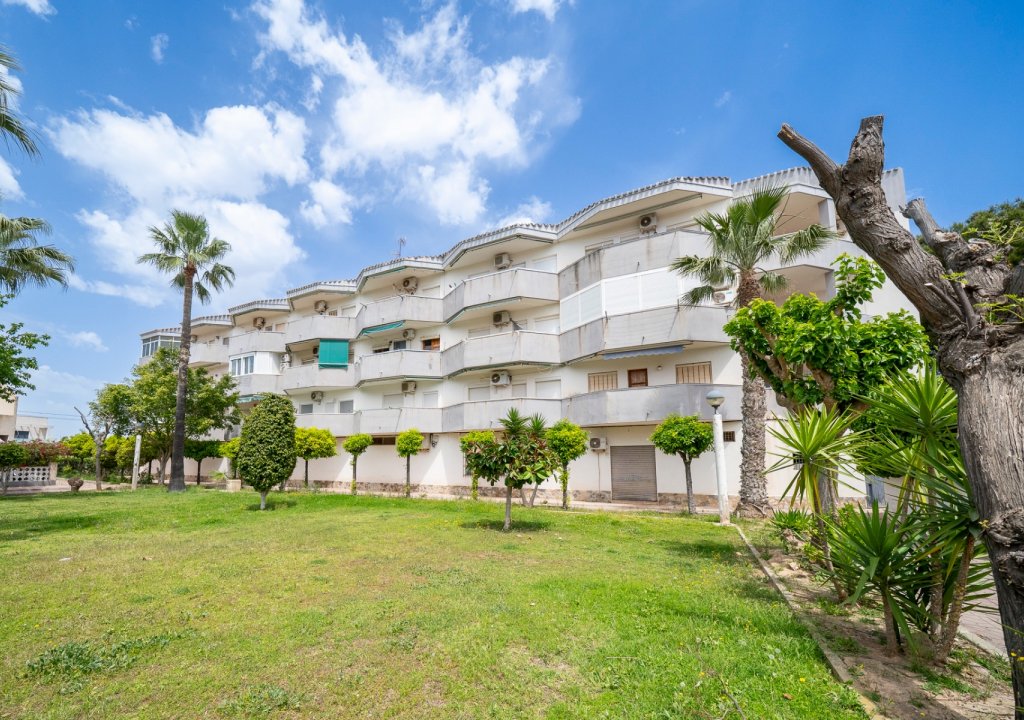 Resale - Apartment - Orihuela Costa - Cabo Roig