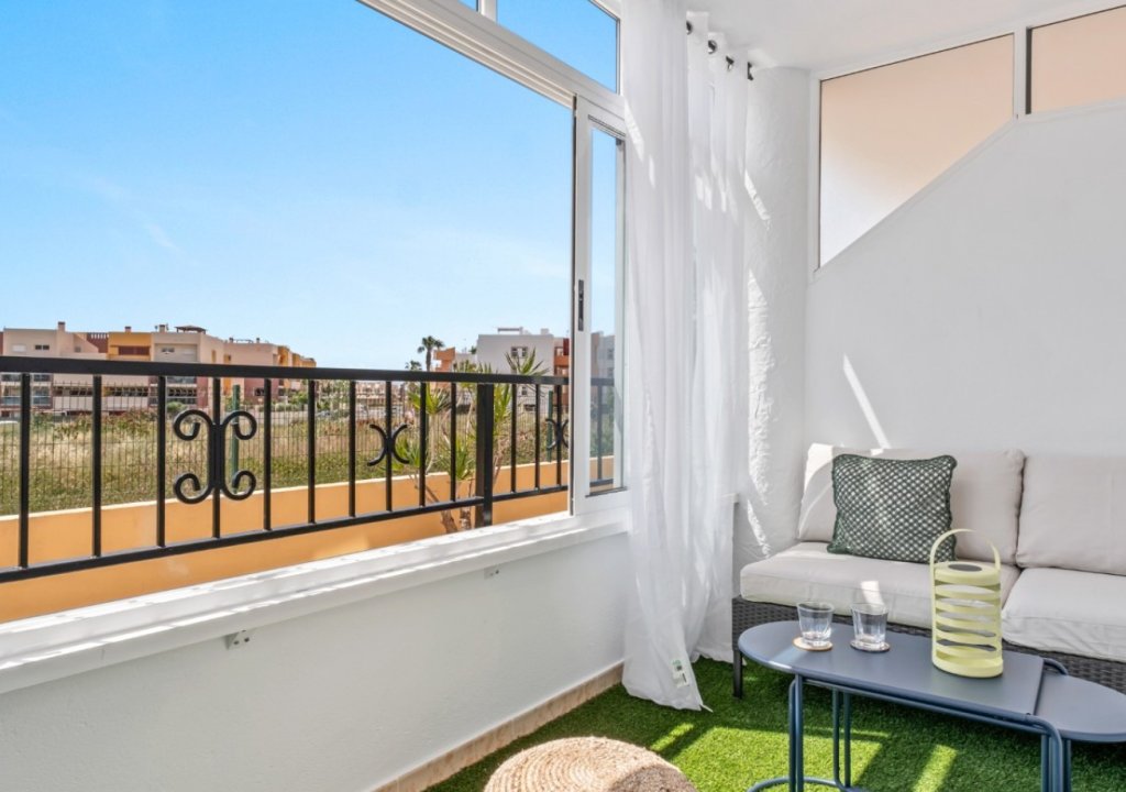 Resale - Apartment - Orihuela Costa - La Florida