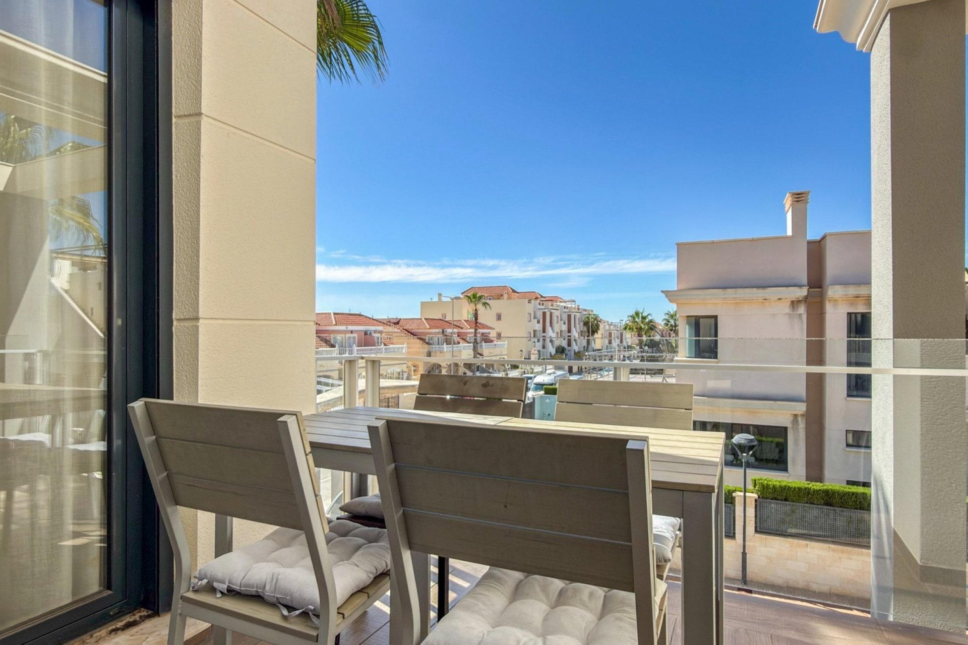 Resale - Apartment - Orihuela Costa - La Zenia
