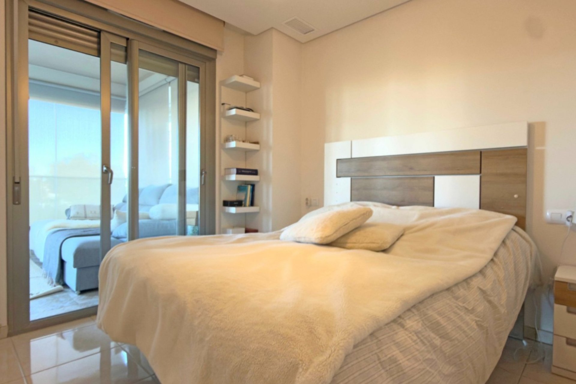 Resale - Apartment - Orihuela Costa - Los Dolses