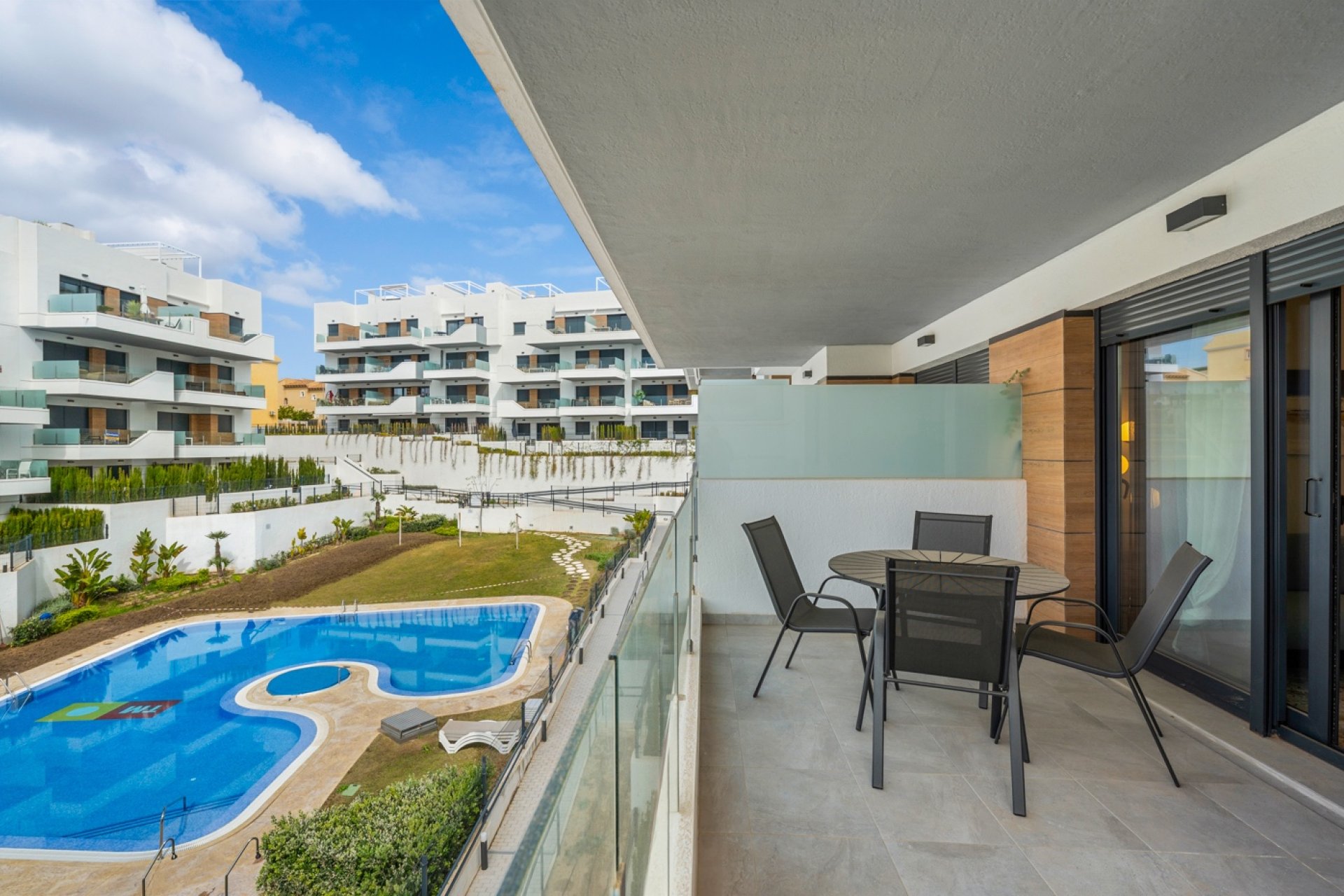 Resale - Apartment - Orihuela Costa - Los Dolses