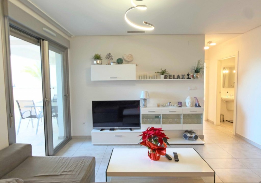 Resale - Apartment - Orihuela Costa - Los Dolses
