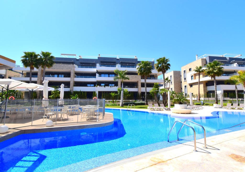 Resale - Apartment - Orihuela Costa - Playa Flamenca