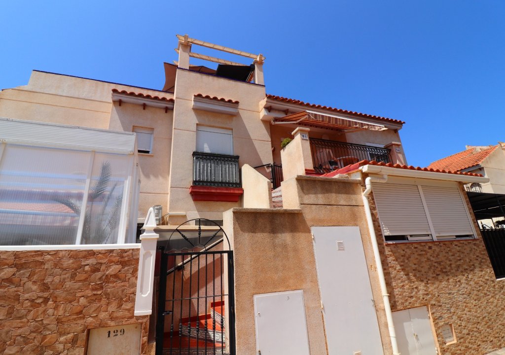 Resale - Apartment - Orihuela Costa - Playa Flamenca